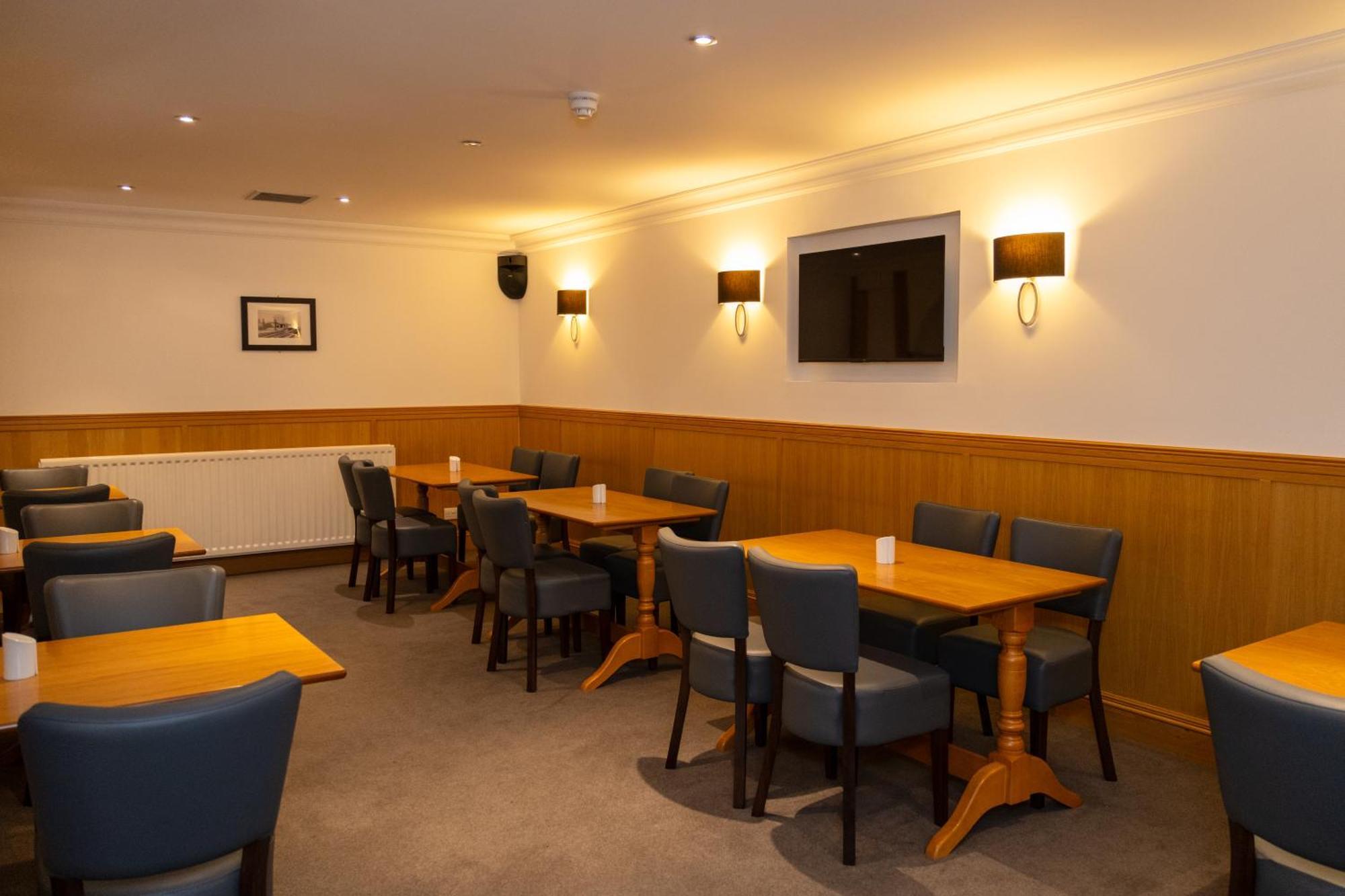 Station Hotel Ellon Exterior foto